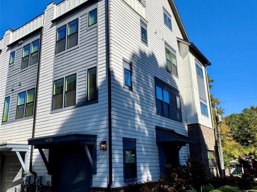 2969 Simpson Drive, Charlotte, NC 28205.  MLS# CAR4321085, YatesRealty ID 728. 