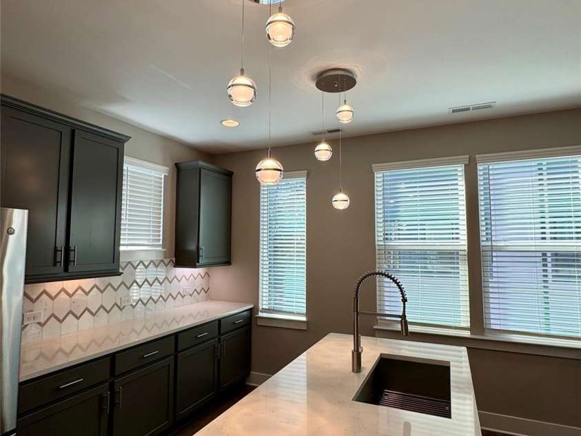 2969 Simpson Drive, Charlotte, NC 28205.  MLS# CAR4321085, YatesRealty ID 728. 