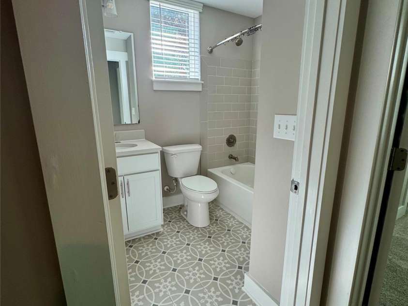 2969 Simpson Drive, Charlotte, NC 28205.  MLS# CAR4321085, YatesRealty ID 728. 