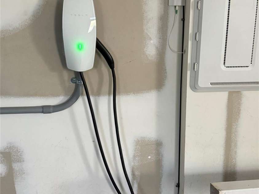 2969 Simpson Drive, Charlotte, NC 28205.  MLS# CAR4321085, YatesRealty ID 728. 