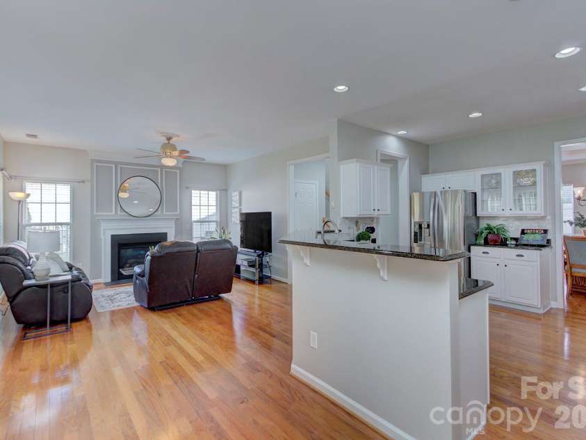 528 Saint George Road, Fort Mill, SC 29708.  MLS# CAR4358694, YatesRealty ID 7280. 