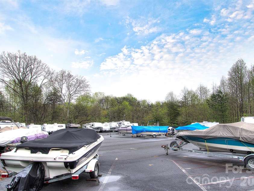 528 Saint George Road, Fort Mill, SC 29708.  MLS# CAR4358694, YatesRealty ID 7280. 