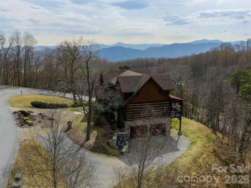 2670 Sleepy Hollow Drive, Waynesville, NC 28785.  MLS# CAR4355753, YatesRealty ID 7283. 