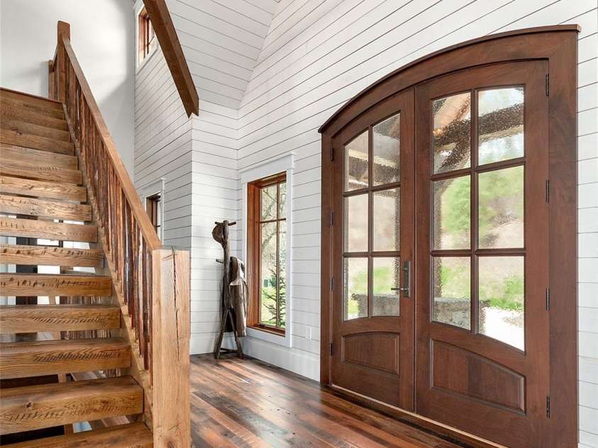 2670 Sleepy Hollow Drive, Waynesville, NC 28785.  MLS# CAR4355753, YatesRealty ID 7283. 