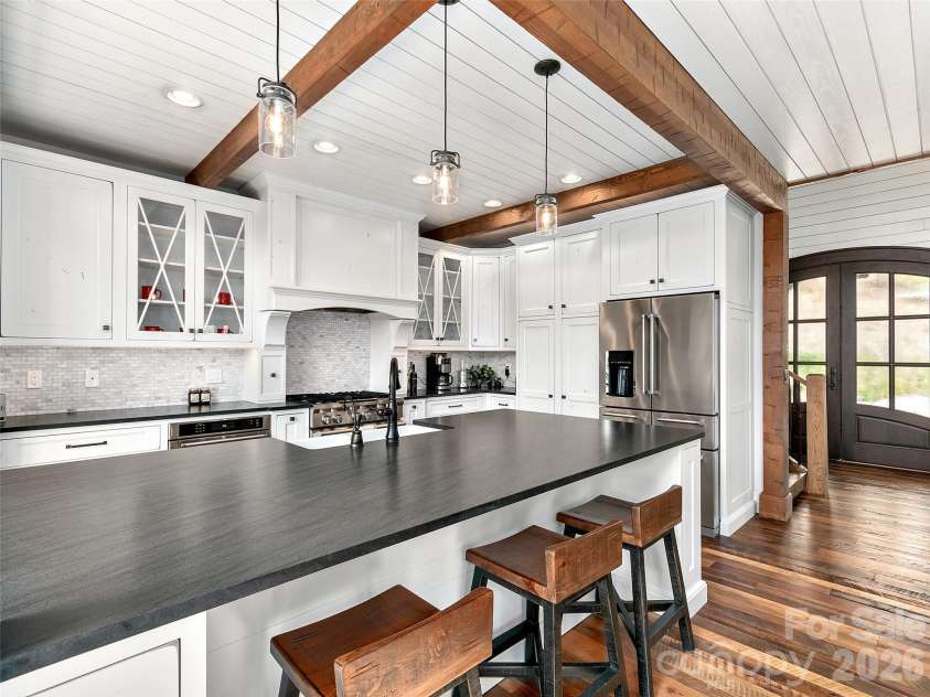 2670 Sleepy Hollow Drive, Waynesville, NC 28785.  MLS# CAR4355753, YatesRealty ID 7283. 