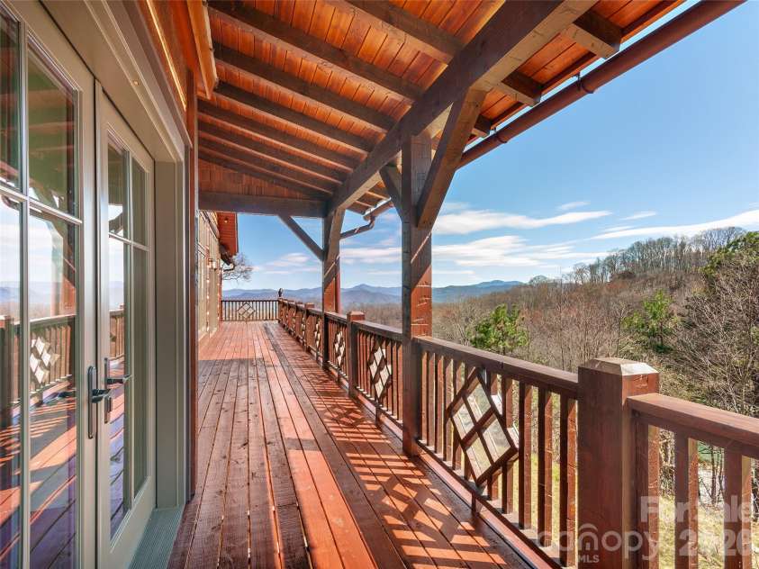 2670 Sleepy Hollow Drive, Waynesville, NC 28785.  MLS# CAR4355753, YatesRealty ID 7283. 