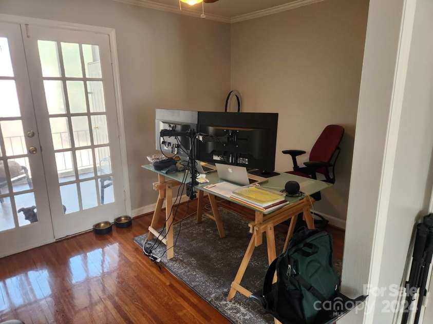 916 Mcalway Road, Charlotte, NC 28211.  MLS# CAR4182469, YatesRealty ID 7285. 