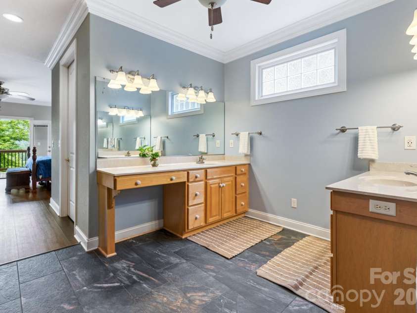 6 Grouse Terrace, Fairview, NC 28730.  MLS# CAR4355853, YatesRealty ID 7286. Massive ensuite