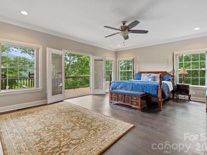 6 Grouse Terrace, Fairview, NC 28730.  MLS# CAR4355853, YatesRealty ID 7286. Primary Bedroom with massive ensuite and two walk in closets