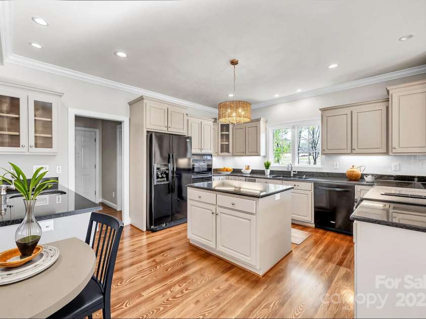 105 Snead Court, Salisbury, NC 28144.  MLS# CAR4244869, YatesRealty ID 7288. Kitchen