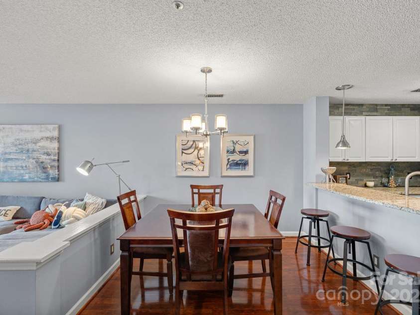 18673 Vineyard Point Lane, Cornelius, NC 28031.  MLS# CAR4304658, YatesRealty ID 729. 