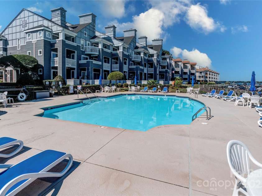 18673 Vineyard Point Lane, Cornelius, NC 28031.  MLS# CAR4304658, YatesRealty ID 729. ...a dip in the pool...