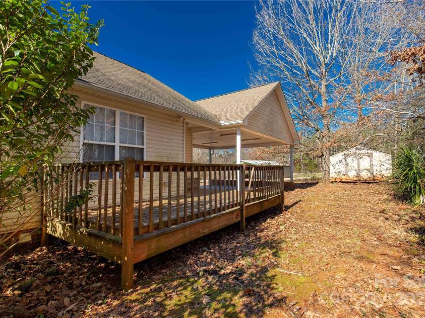 4641 Hickory Grove Road, Sharon, SC 29742.  MLS# CAR4211455, YatesRealty ID 729. 