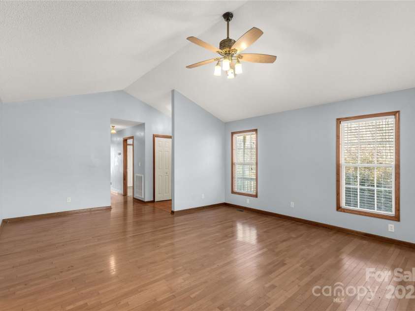 4641 Hickory Grove Road, Sharon, SC 29742.  MLS# CAR4211455, YatesRealty ID 729. 