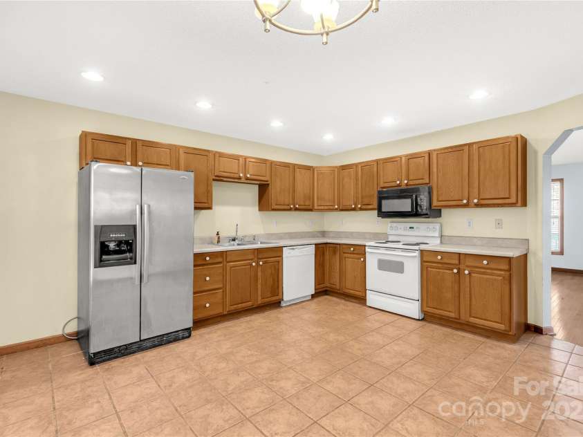 4641 Hickory Grove Road, Sharon, SC 29742.  MLS# CAR4211455, YatesRealty ID 729. 