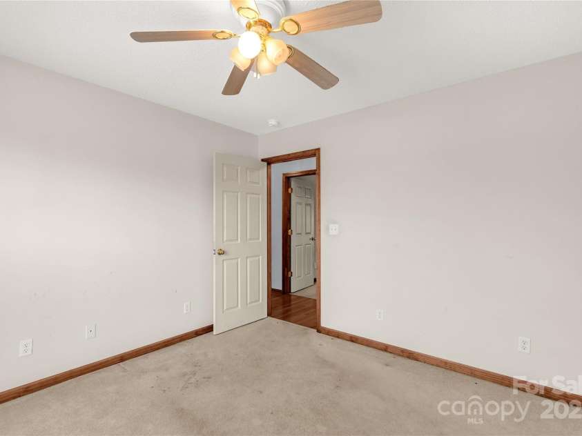 4641 Hickory Grove Road, Sharon, SC 29742.  MLS# CAR4211455, YatesRealty ID 729. 