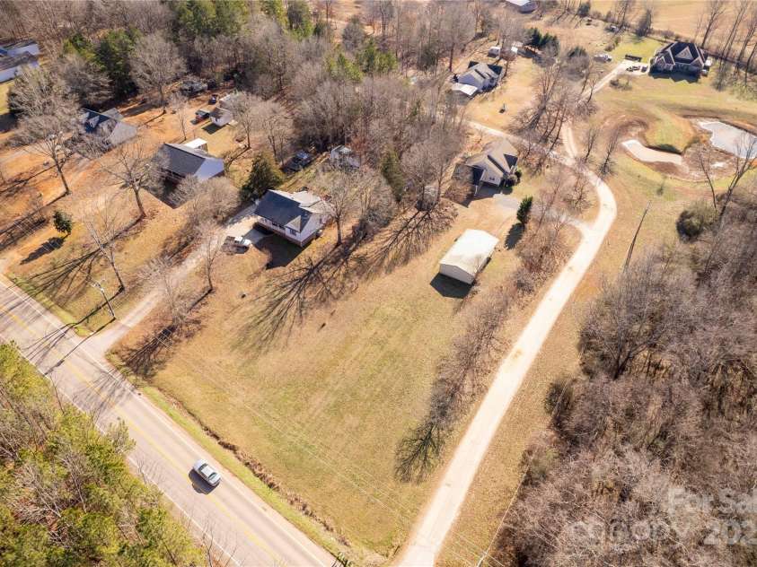 4641 Hickory Grove Road, Sharon, SC 29742.  MLS# CAR4211455, YatesRealty ID 729. 