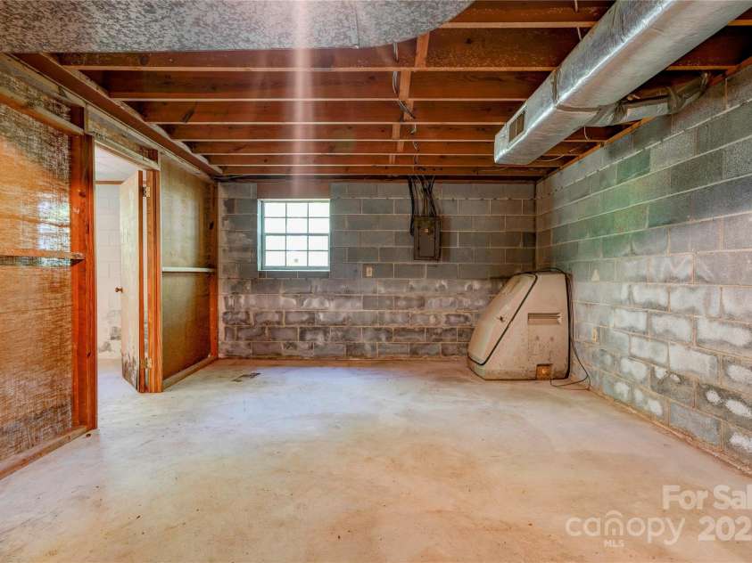 1330 College Avenue, Shelby, NC 28152.  MLS# CAR4227092, YatesRealty ID 7291. Basement
