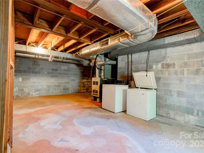 1330 College Avenue, Shelby, NC 28152.  MLS# CAR4227092, YatesRealty ID 7291. Basement Laundry Area