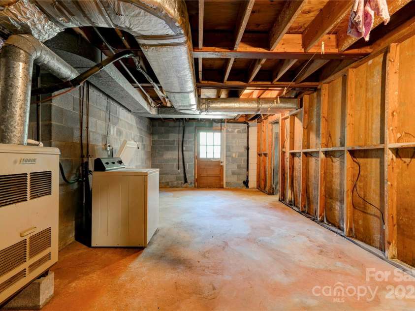1330 College Avenue, Shelby, NC 28152.  MLS# CAR4227092, YatesRealty ID 7291. Basement Laundry Area