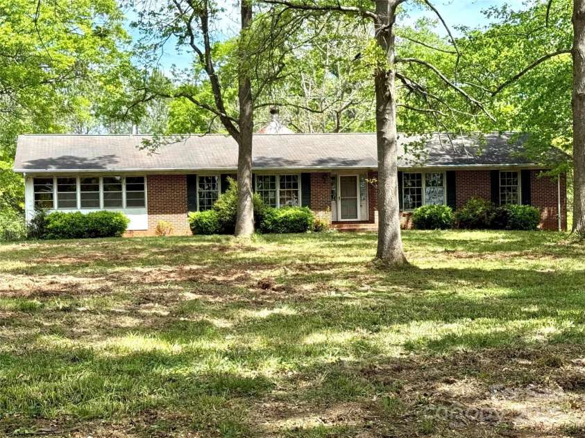 1330 College Avenue, Shelby, NC 28152.  MLS# CAR4227092, YatesRealty ID 7291. Front