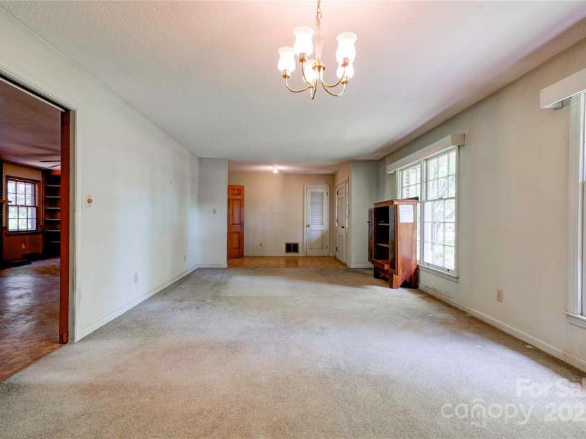 1330 College Avenue, Shelby, NC 28152.  MLS# CAR4227092, YatesRealty ID 7291. Living Room/Dining Room Combo