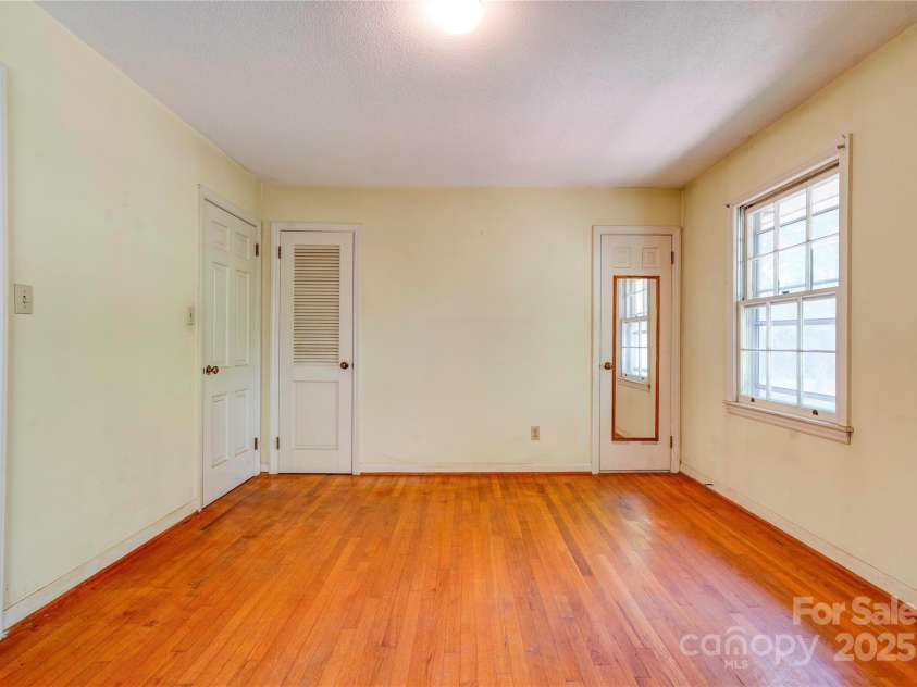 1330 College Avenue, Shelby, NC 28152.  MLS# CAR4227092, YatesRealty ID 7291. Primary Bedroom