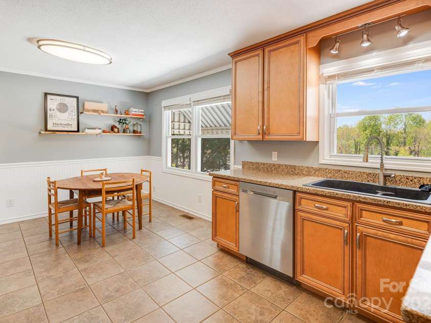 344 Shady Lane, Marion, NC 28752.  MLS# CAR4244222, YatesRealty ID 7292. 