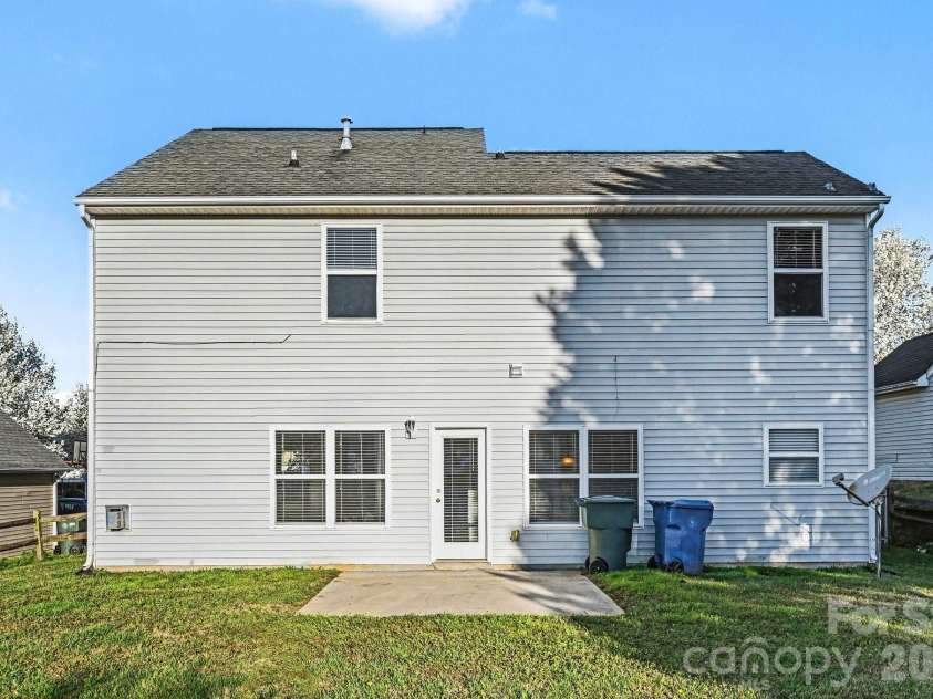 130 Nevis Lane, Mooresville, NC 28115.  MLS# CAR4355005, YatesRealty ID 7293. 
