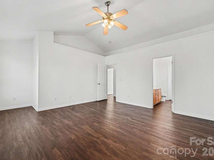 130 Nevis Lane, Mooresville, NC 28115.  MLS# CAR4355005, YatesRealty ID 7293. 