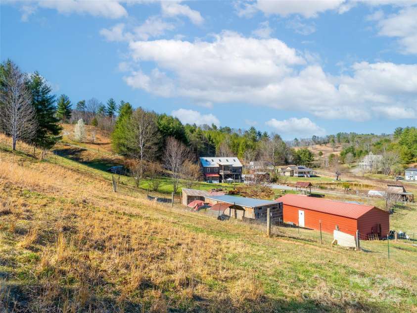 22 Frannys Farm Road, Leicester, NC 28748.  MLS# CAR4235199, YatesRealty ID 7293. 