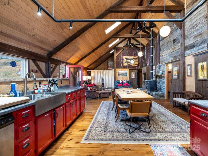 22 Frannys Farm Road, Leicester, NC 28748.  MLS# CAR4235199, YatesRealty ID 7293. 