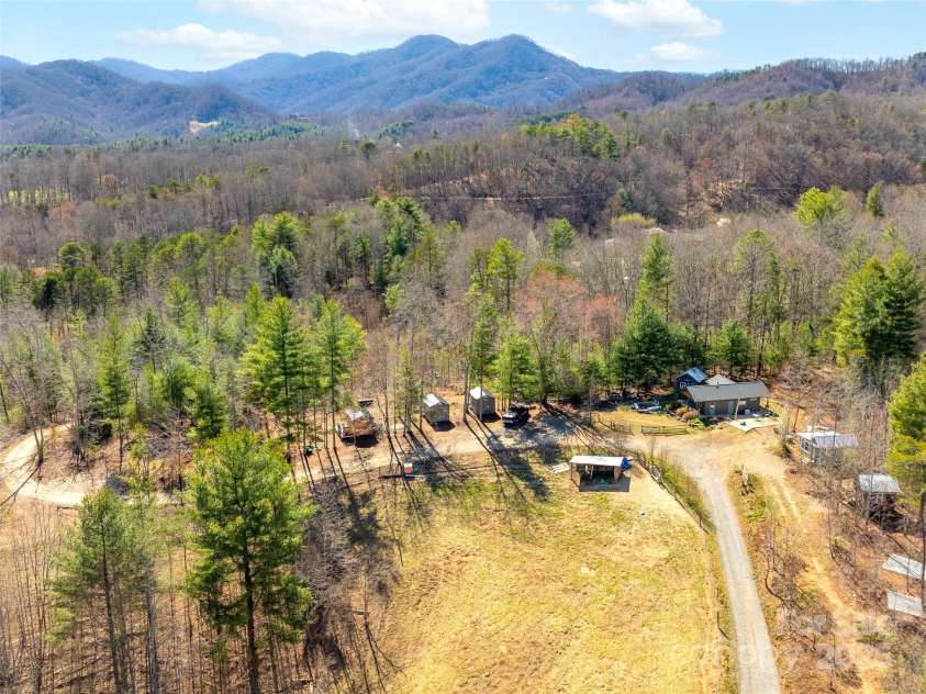 22 Frannys Farm Road, Leicester, NC 28748.  MLS# CAR4235199, YatesRealty ID 7293. 