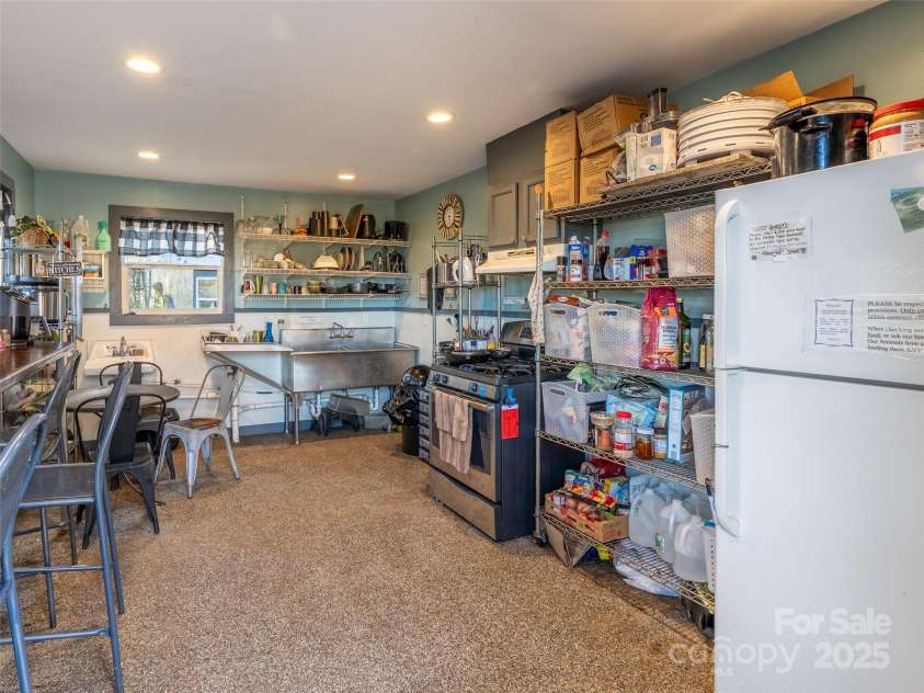 22 Frannys Farm Road, Leicester, NC 28748.  MLS# CAR4235199, YatesRealty ID 7293. 