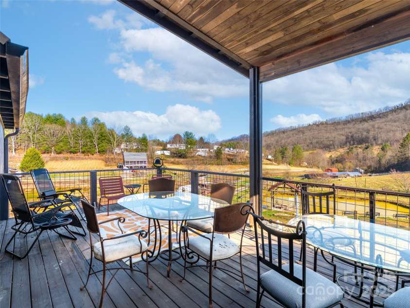 22 Frannys Farm Road, Leicester, NC 28748.  MLS# CAR4235199, YatesRealty ID 7293. 