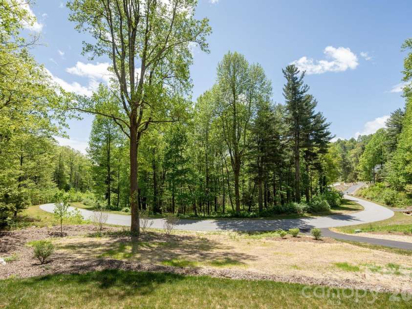634 Hollybrook Drive, Flat Rock, NC 28731.  MLS# CAR4284666, YatesRealty ID 7294. 