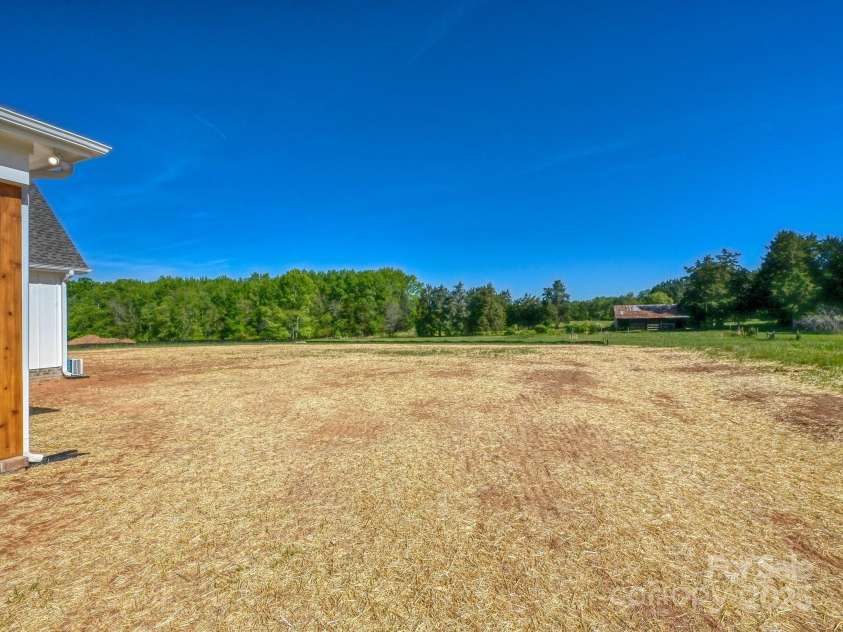 1160 Springlake Road, York, SC 29745.  MLS# CAR4244439, YatesRealty ID 7295. 