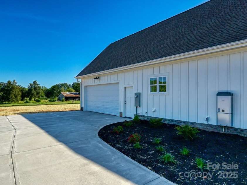 1160 Springlake Road, York, SC 29745.  MLS# CAR4244439, YatesRealty ID 7295. 