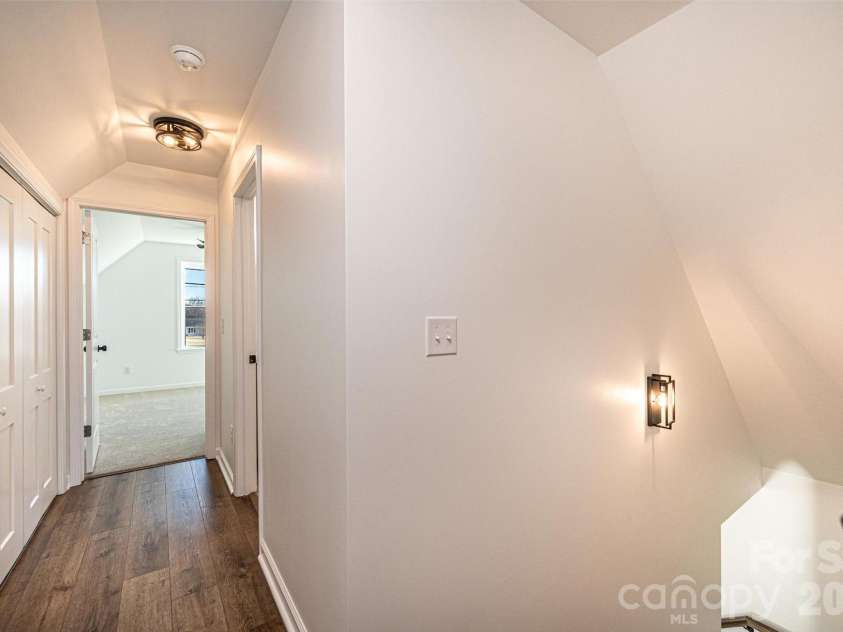 200 Center Street, Hildebran, NC 28637.  MLS# CAR4325510, YatesRealty ID 7296. 