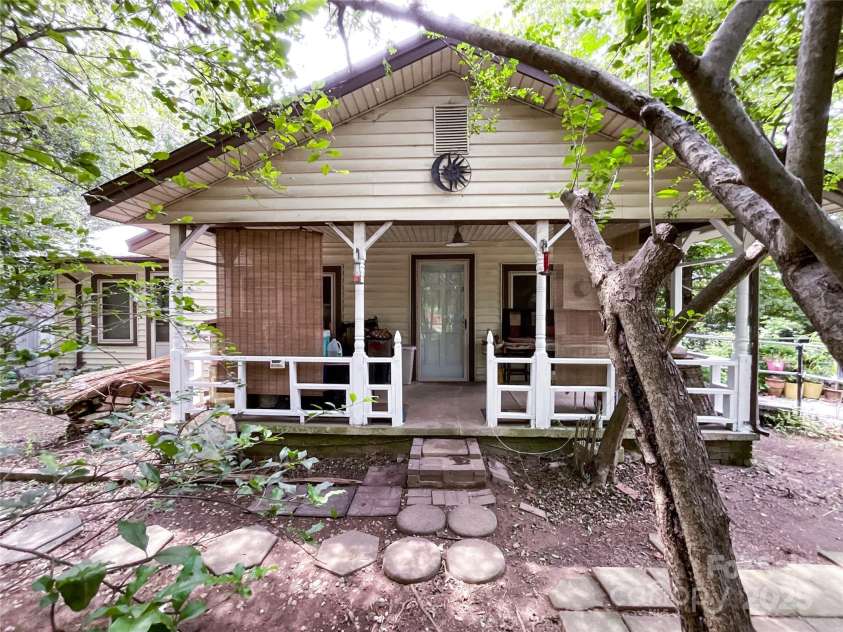 17837 Porter Hill Road, Norwood, NC 28128.  MLS# CAR4294691, YatesRealty ID 73. 