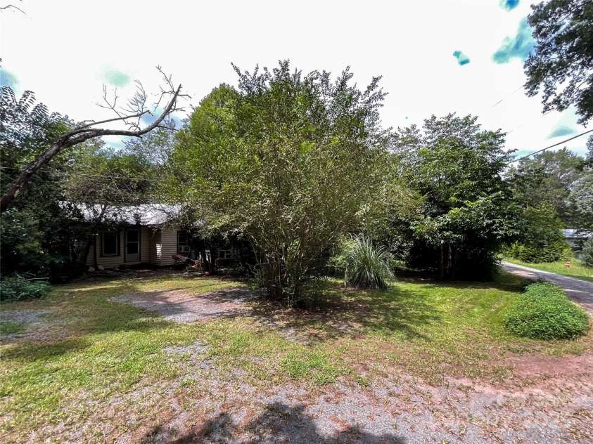 17837 Porter Hill Road, Norwood, NC 28128.  MLS# CAR4294691, YatesRealty ID 73. 