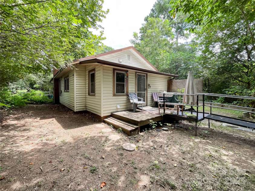 17837 Porter Hill Road, Norwood, NC 28128.  MLS# CAR4294691, YatesRealty ID 73. 