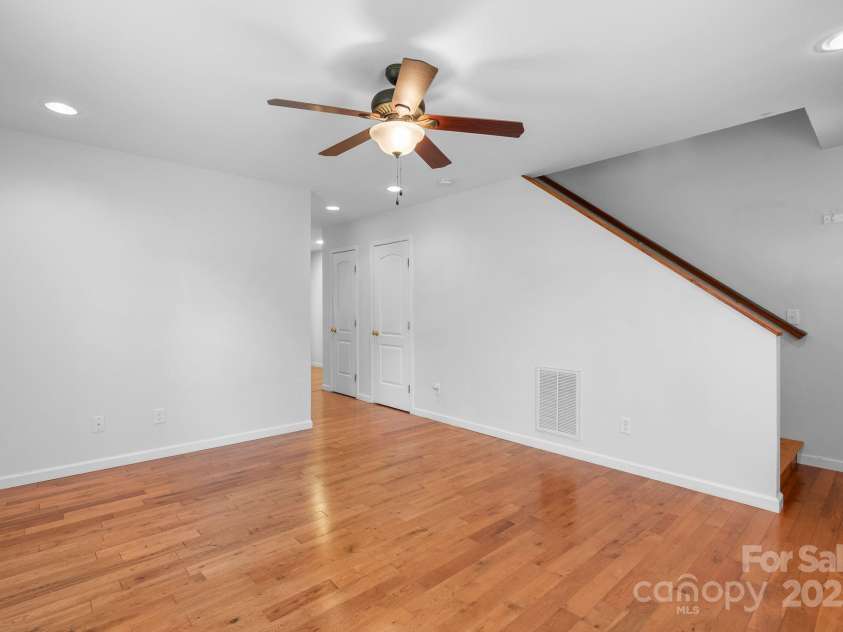 212 & 214 Portmanvilla Road, Black Mountain, NC 28711.  MLS# CAR4278450, YatesRealty ID 73. 