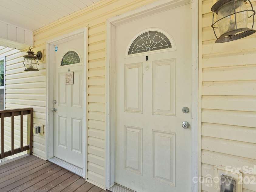 212 & 214 Portmanvilla Road, Black Mountain, NC 28711.  MLS# CAR4278450, YatesRealty ID 73. 