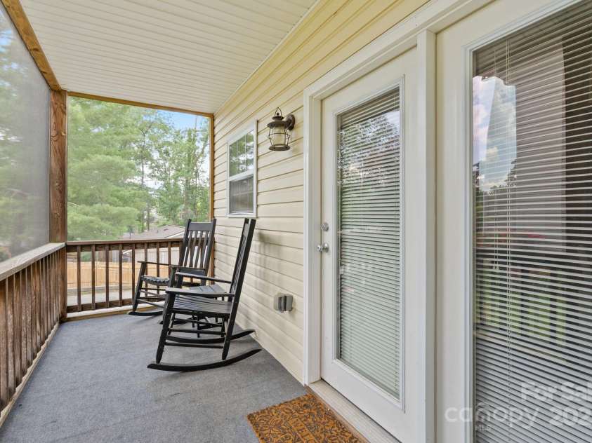 212 & 214 Portmanvilla Road, Black Mountain, NC 28711.  MLS# CAR4278450, YatesRealty ID 73. 