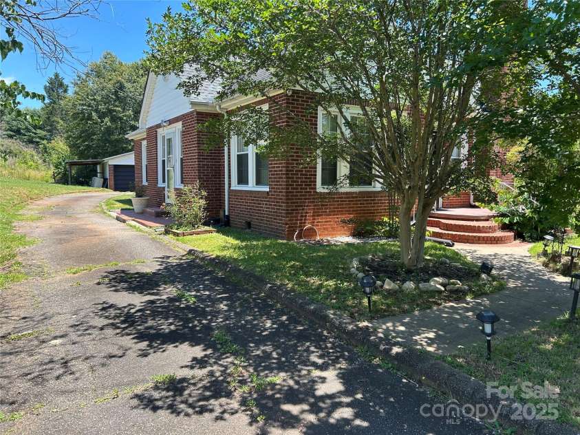 1349 US 221 Highway, Rutherfordton, NC 28139.  MLS# CAR4289776, YatesRealty ID 730. 