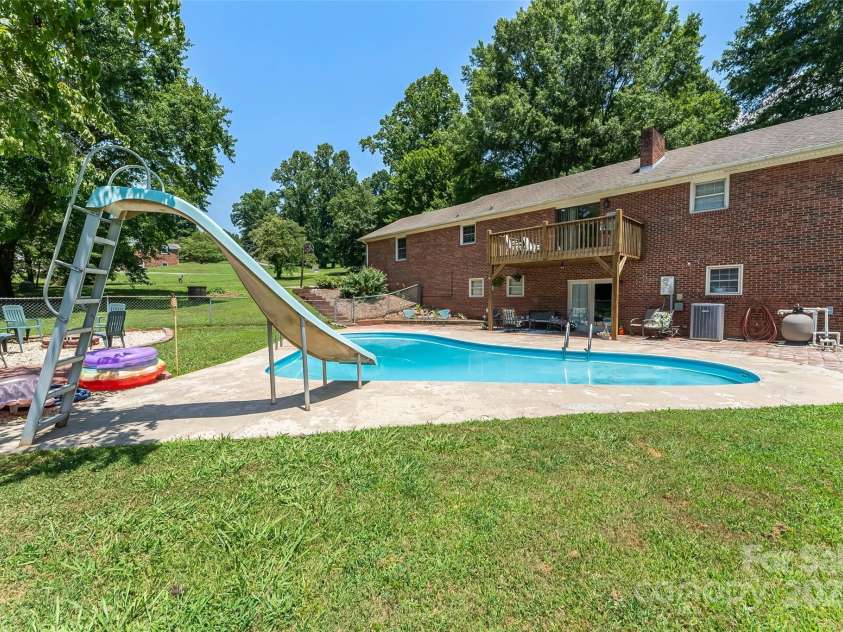 3802 Laurel Heights Drive, Morganton, NC 28655.  MLS# CAR4280702, YatesRealty ID 730. 