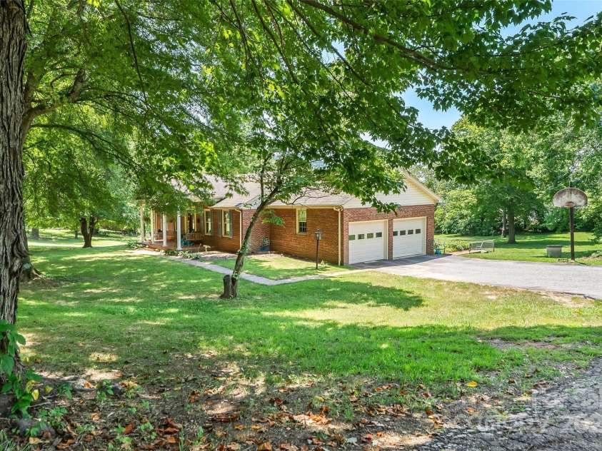 3802 Laurel Heights Drive, Morganton, NC 28655.  MLS# CAR4280702, YatesRealty ID 730. 