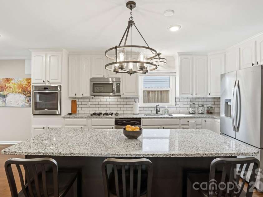 211 Cedar Street, Belmont, NC 28012.  MLS# CAR4362077, YatesRealty ID 7300. 