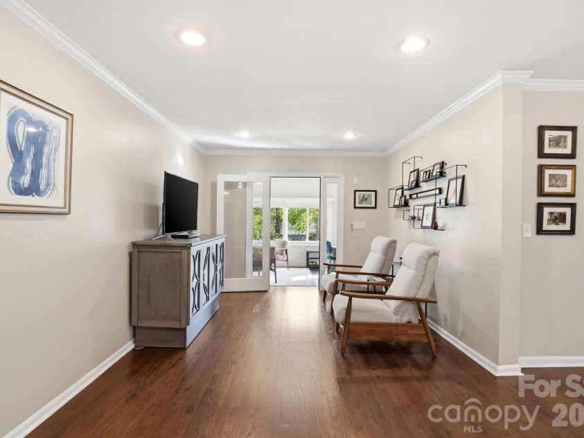211 Cedar Street, Belmont, NC 28012.  MLS# CAR4362077, YatesRealty ID 7300. 